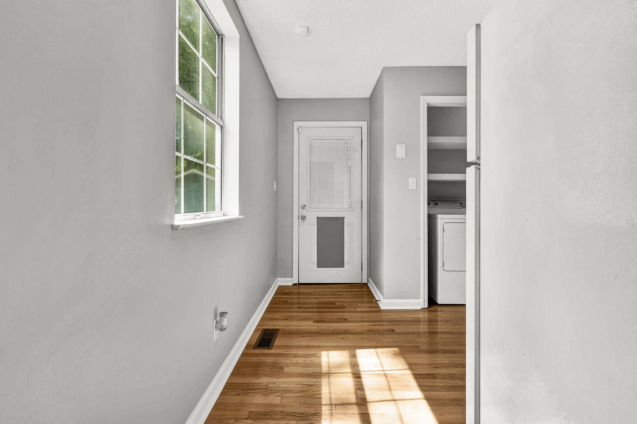 1911 Dupont Street