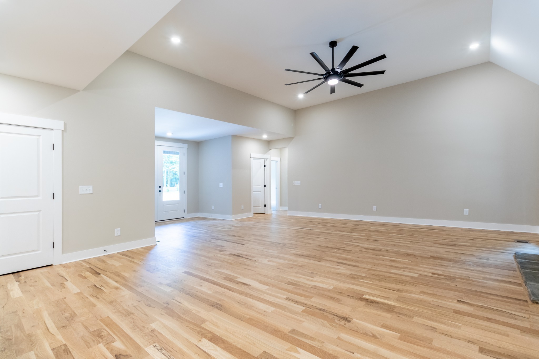 1191 Hangar Road
