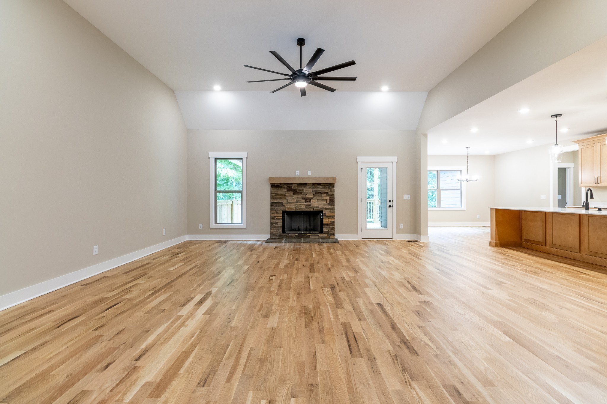 1191 Hangar Road