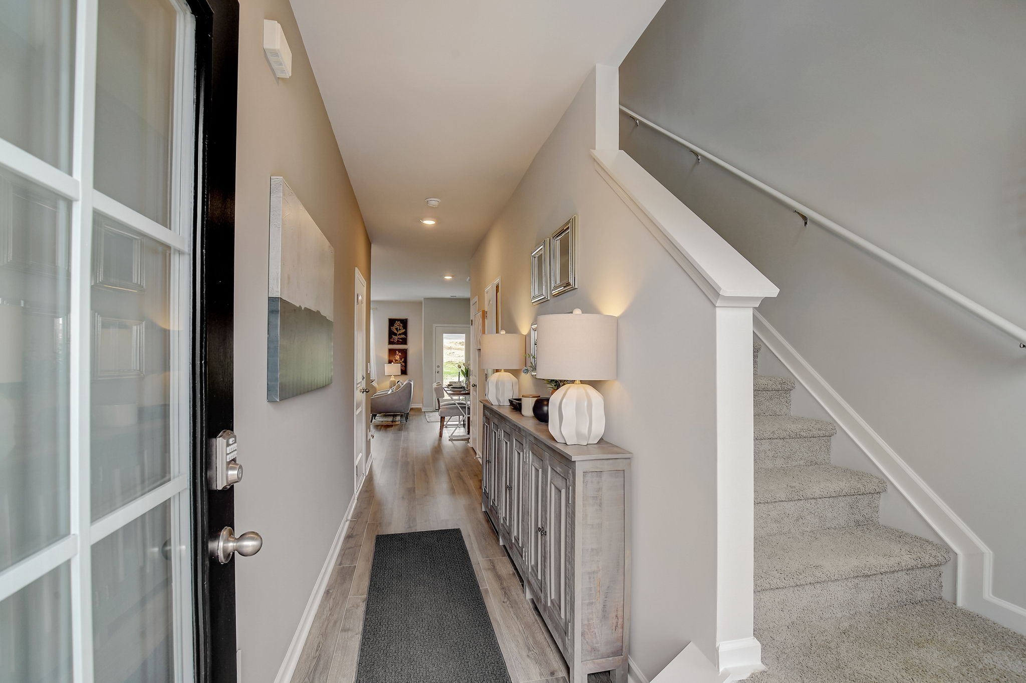 2228 Harlequin Point