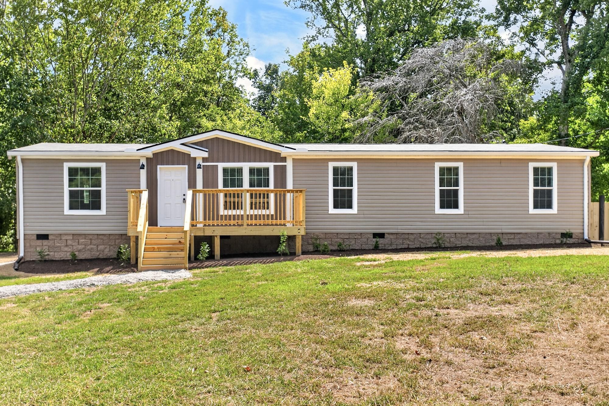 3479 Lake Rd
