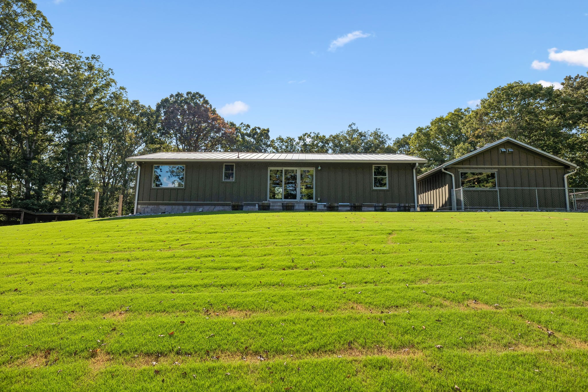 1275 George Boyd Rd