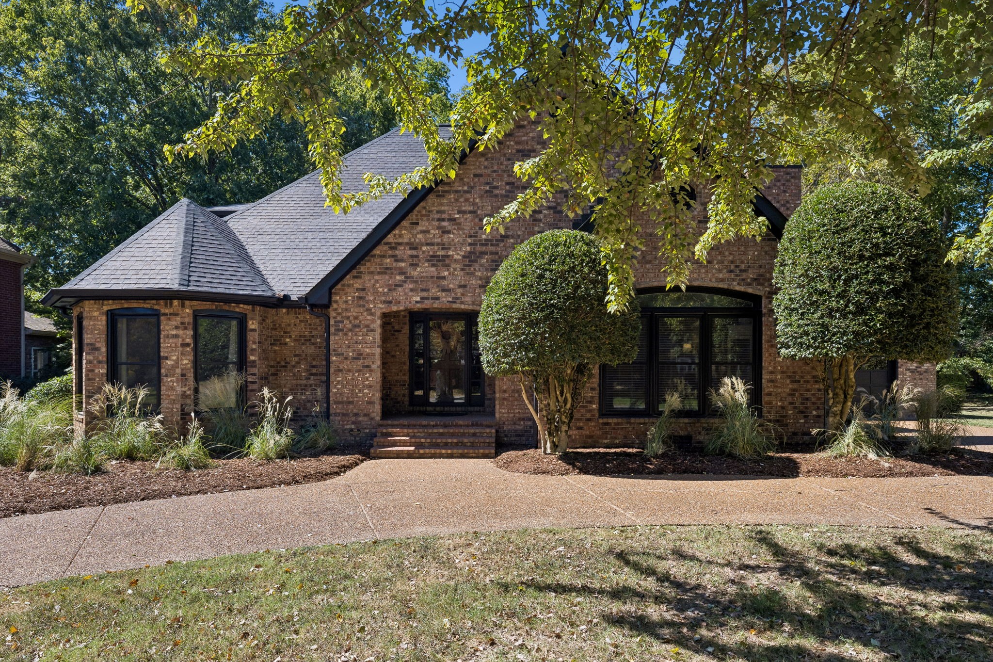 224 Pebble Glen Dr