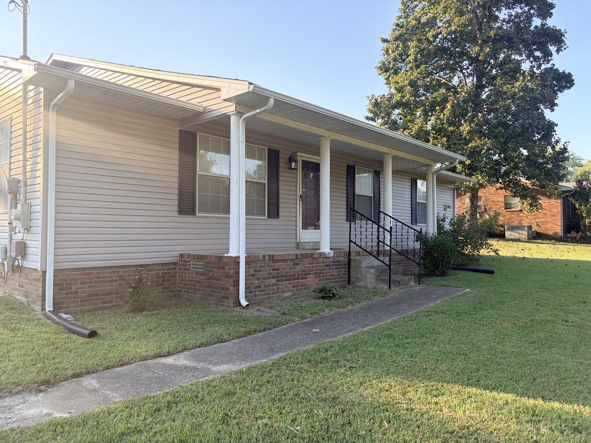 499 Belew Dr