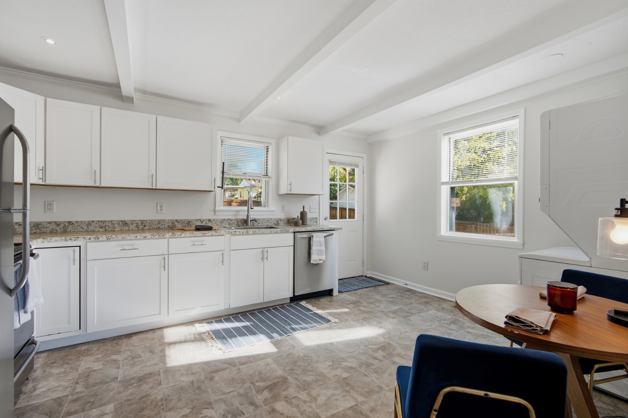 631 Blackstone Ave