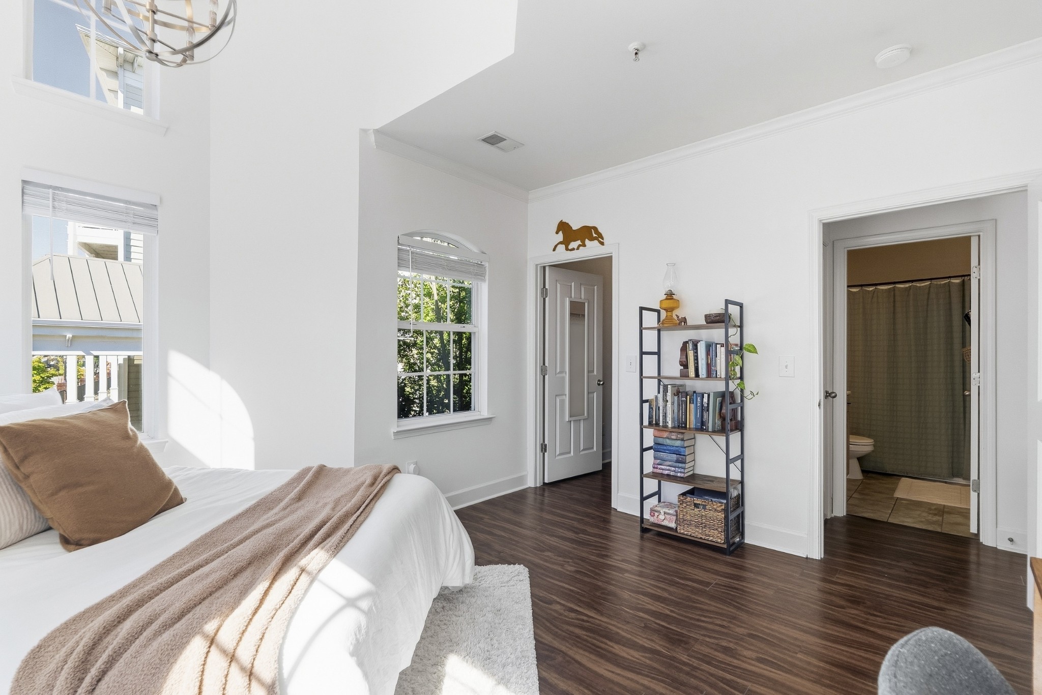 7009 Lenox Village Dr