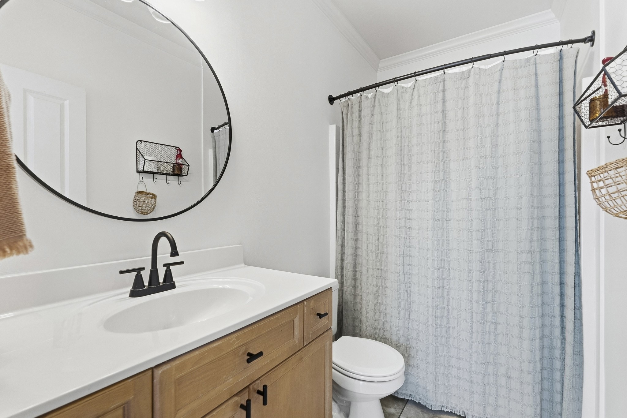 7009 Lenox Village Dr