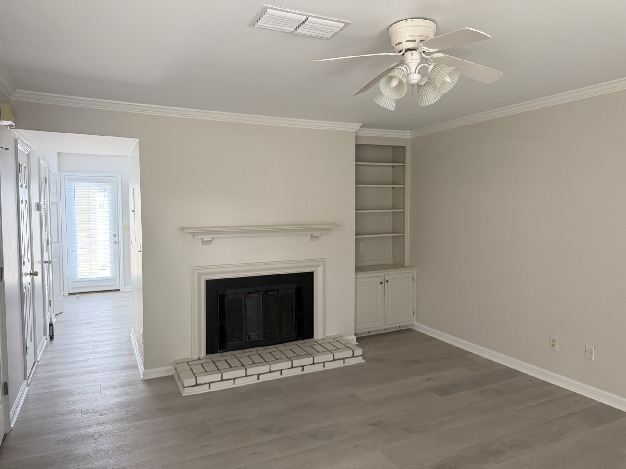305 Brentwood Pt