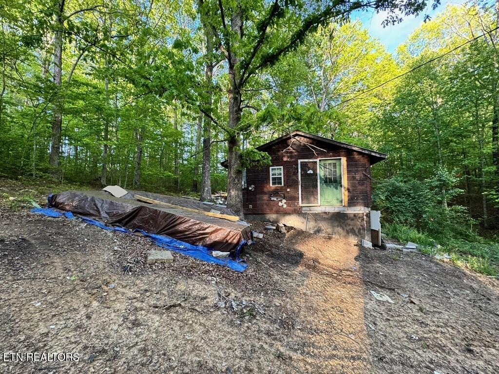 765 Sleepy Hollow Rd
