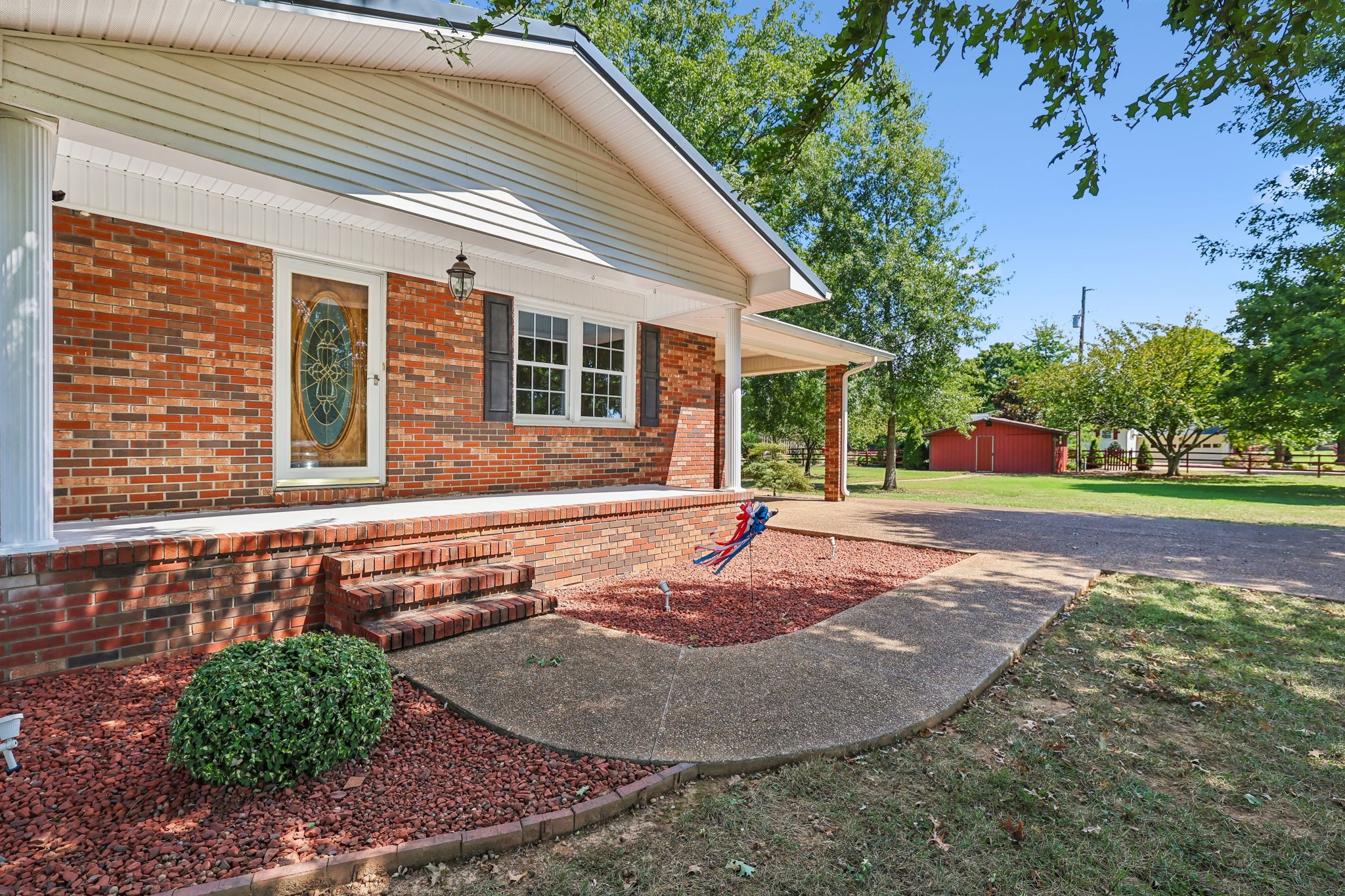 1956 Shady Grove Rd