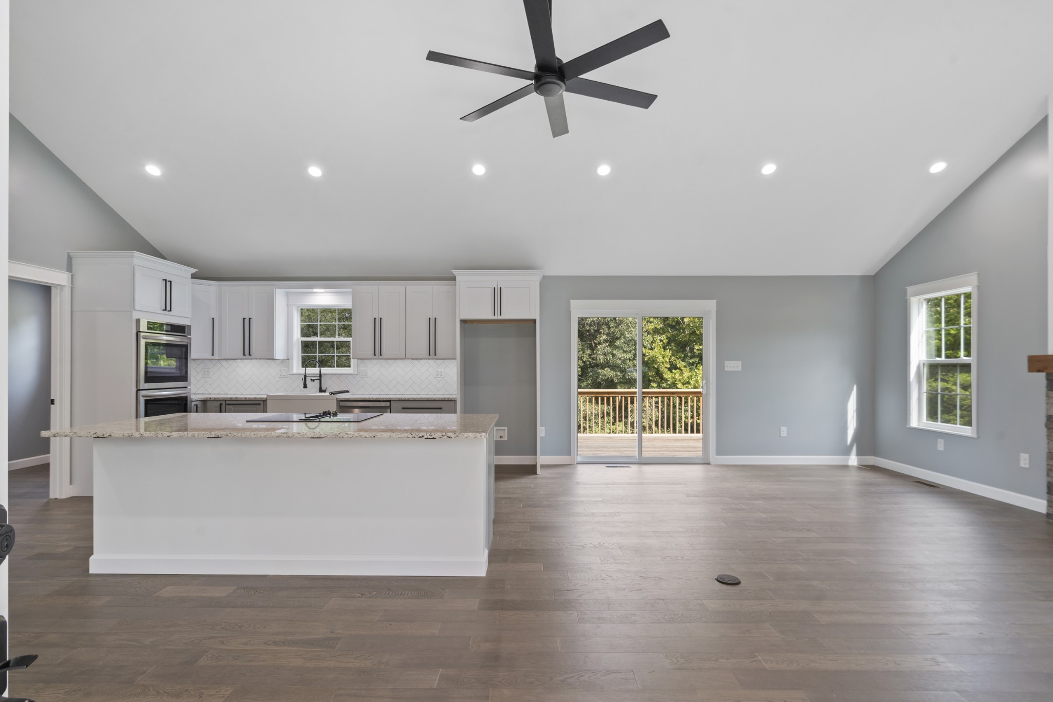 11526 Aaron Ln