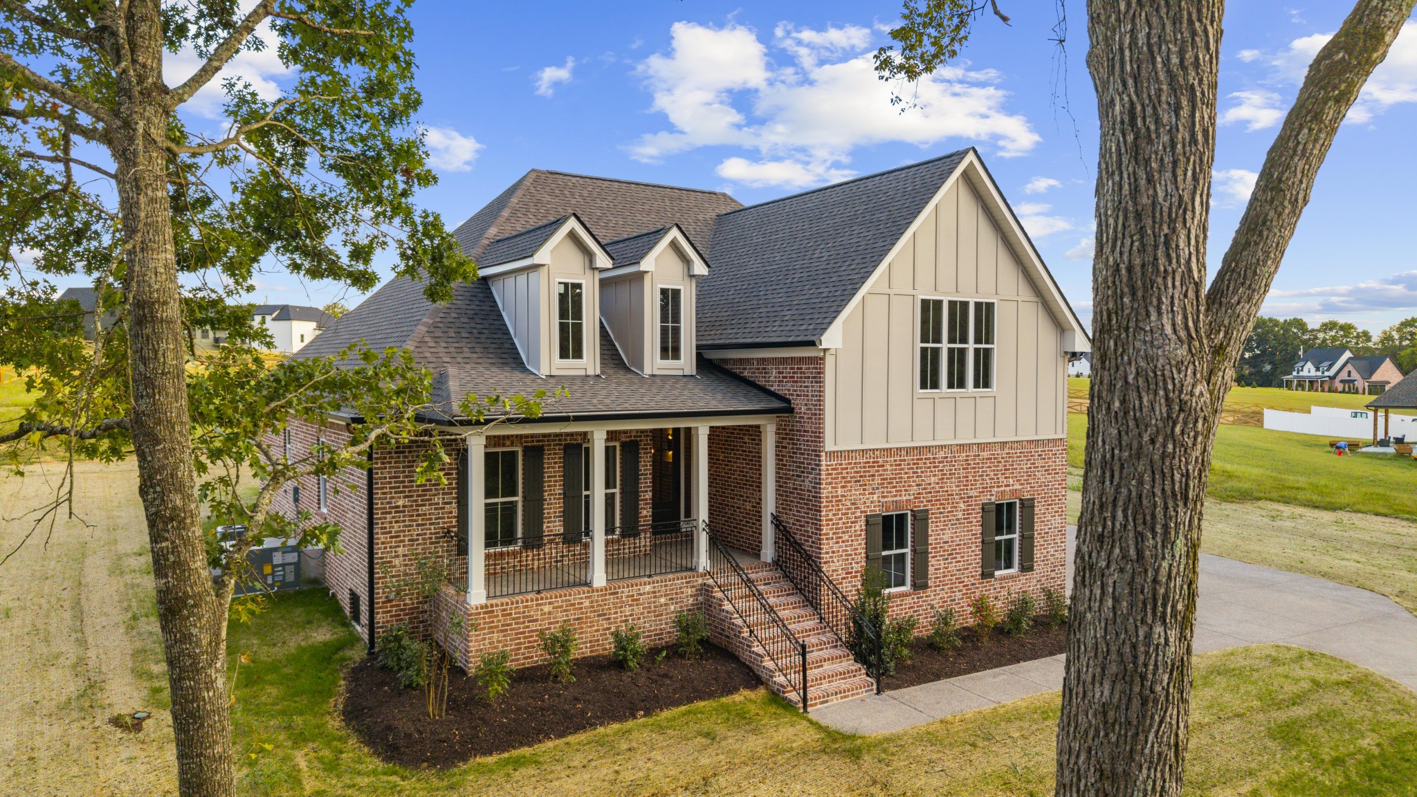 1605 Sulphur College Rd