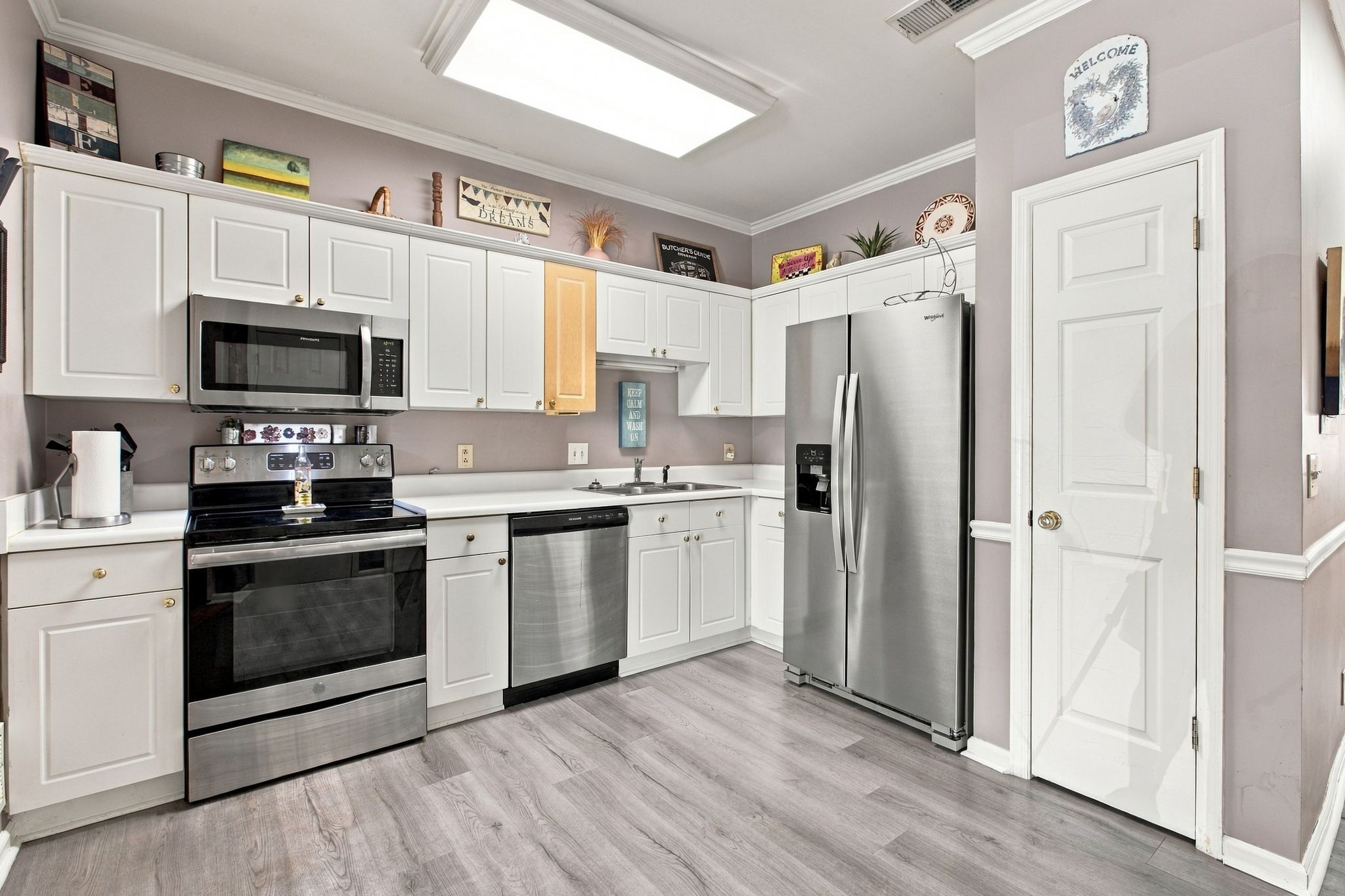 2121 Highway 12, S