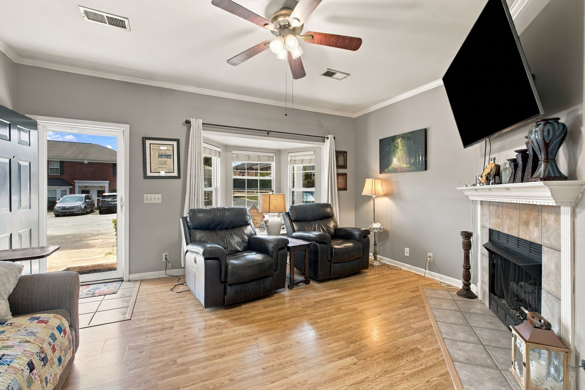 2121 Highway 12, S