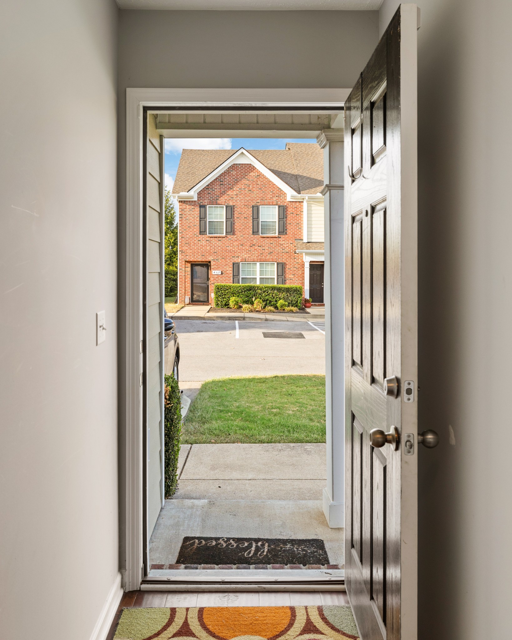 4316 Aurora Cir
