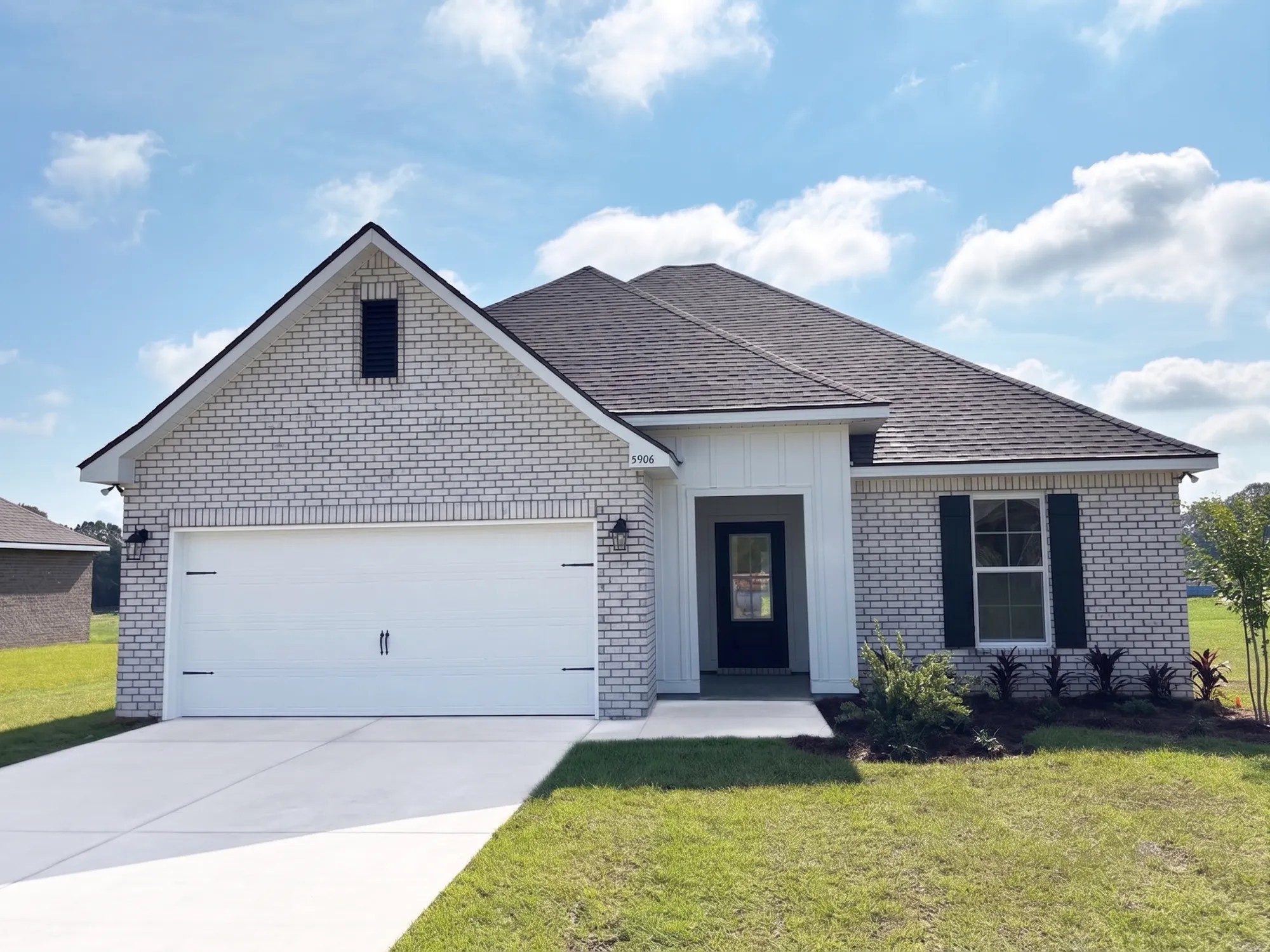 917 Twin Lakes Rd