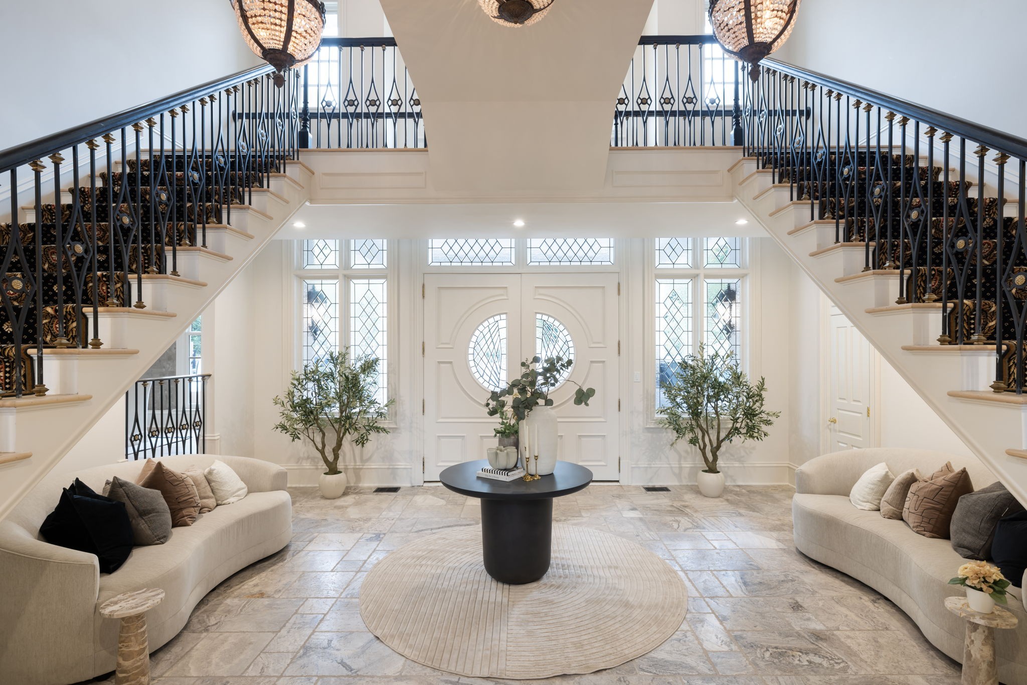 2 Carmel Ln