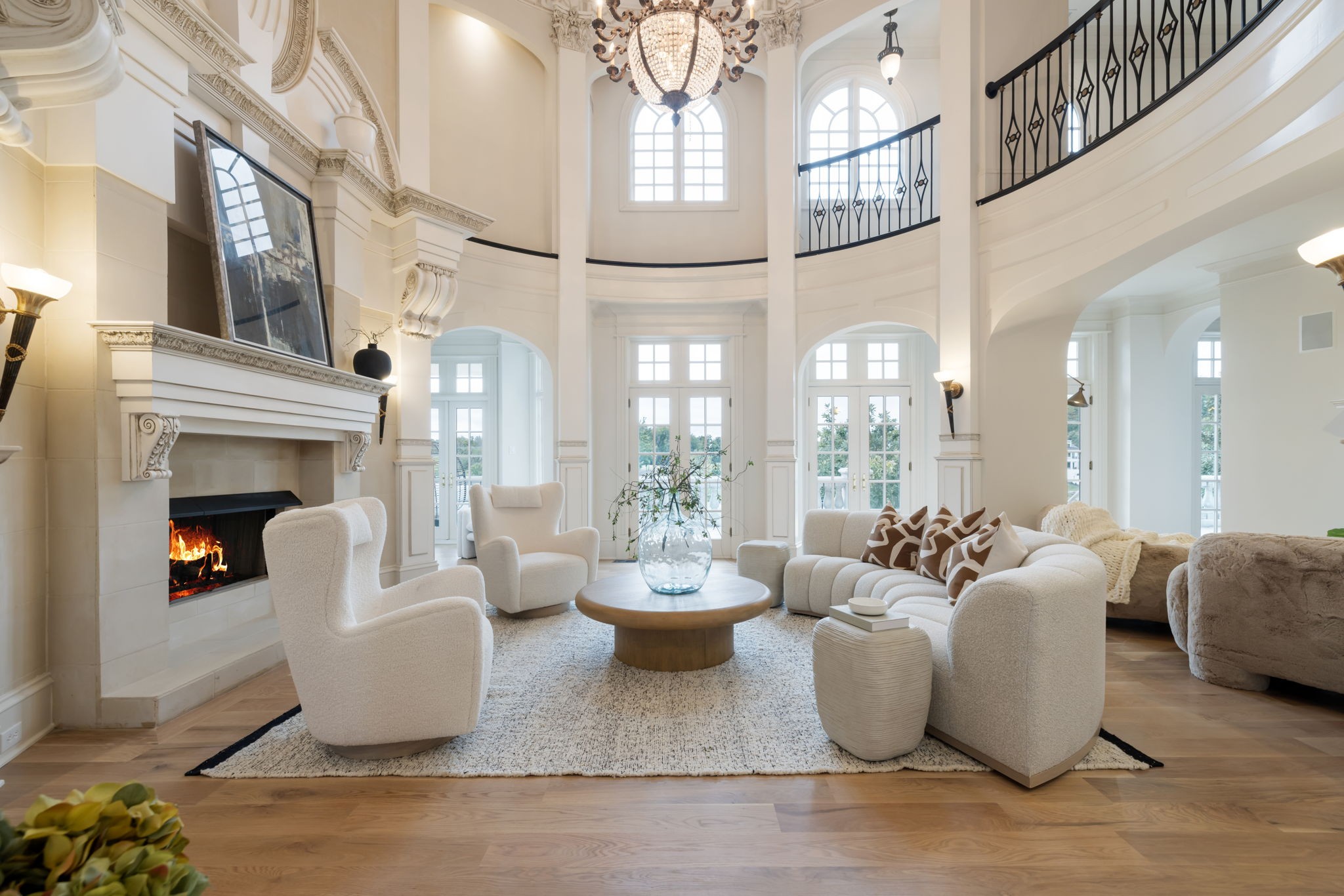 2 Carmel Ln