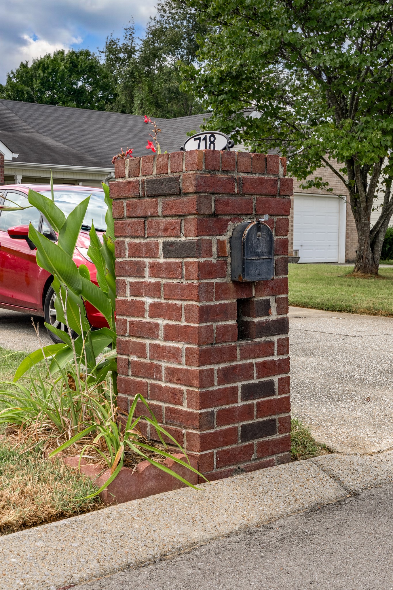 718 Dellwood Dr