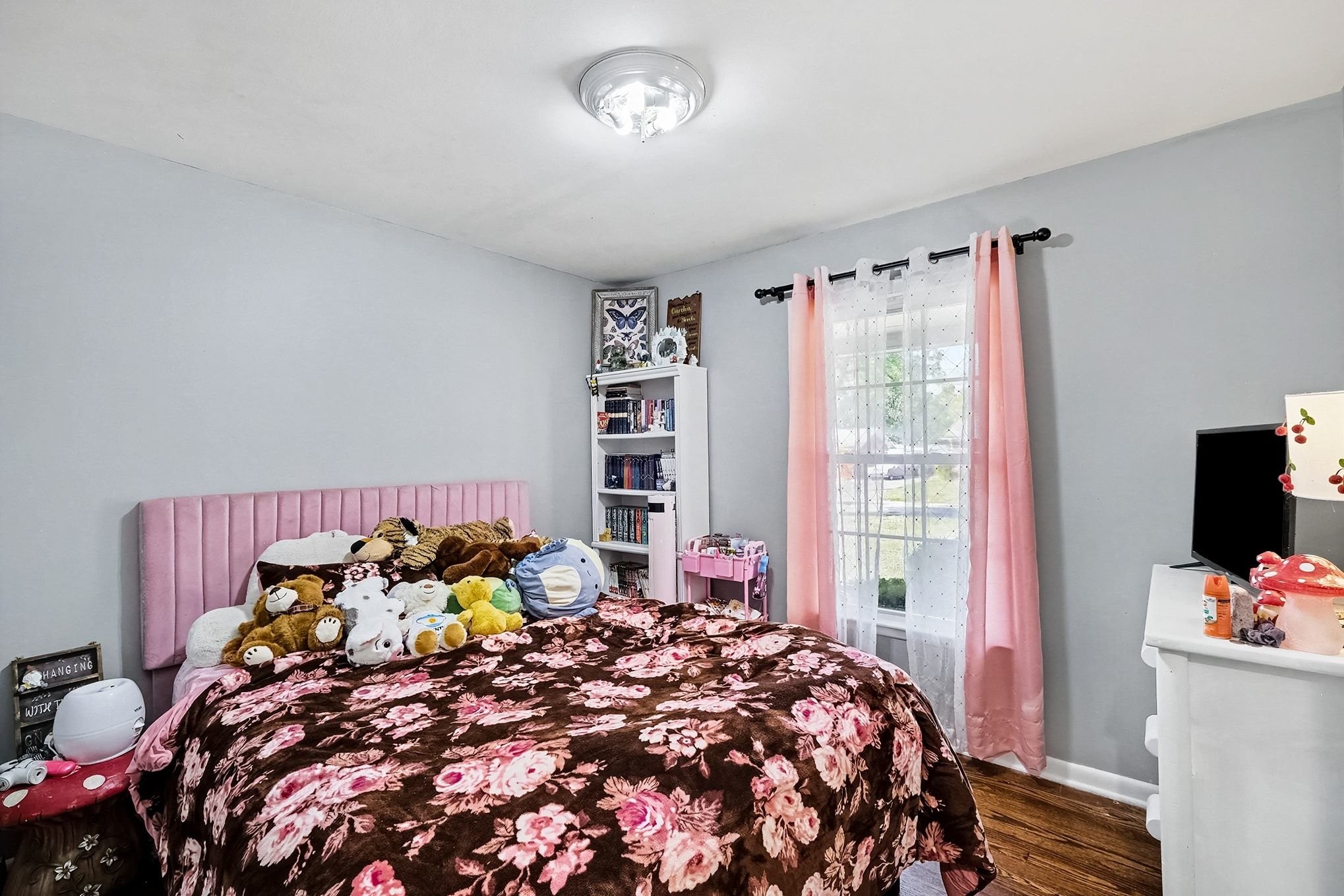 915 Temple Ct