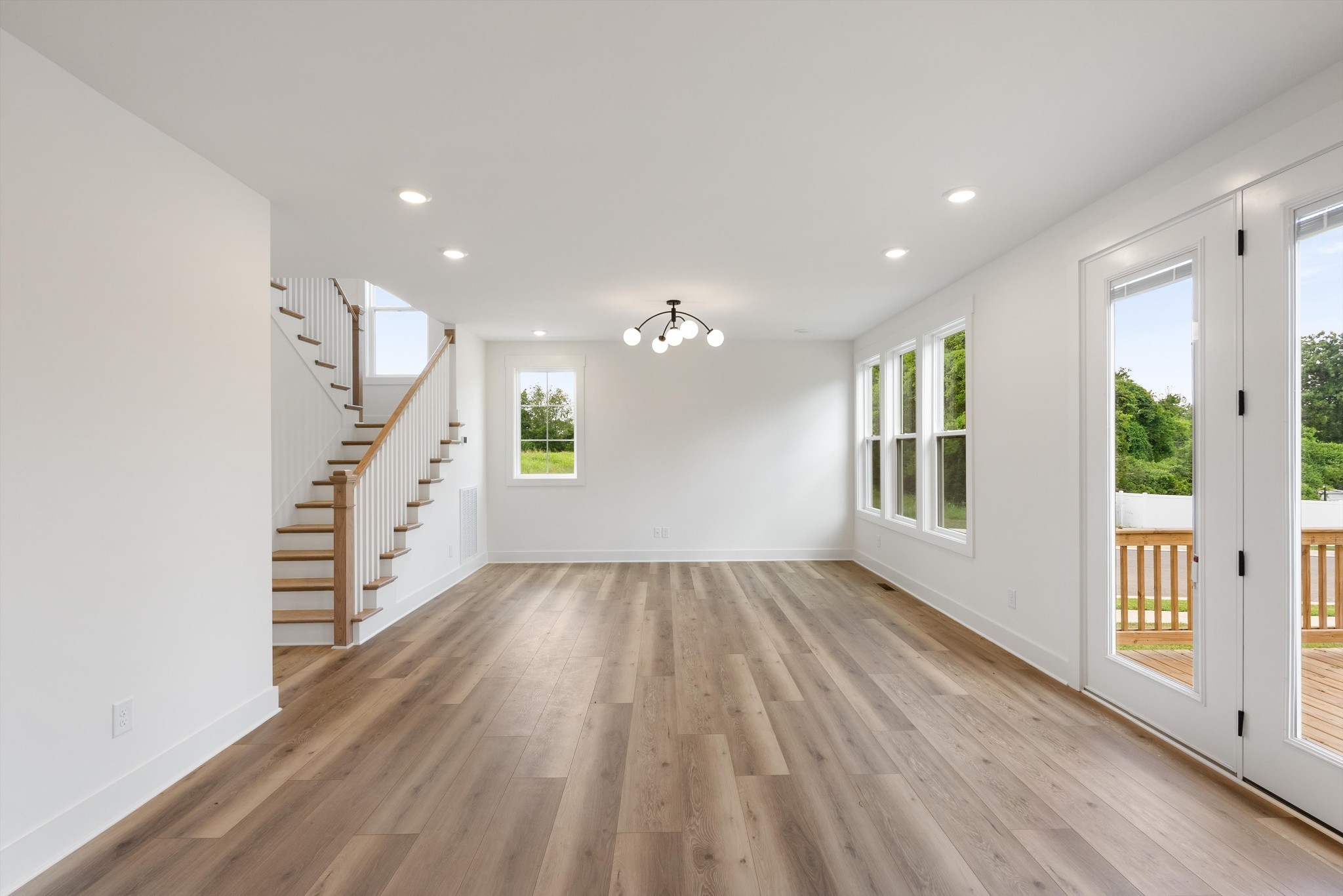 1301 Alderwood Pass