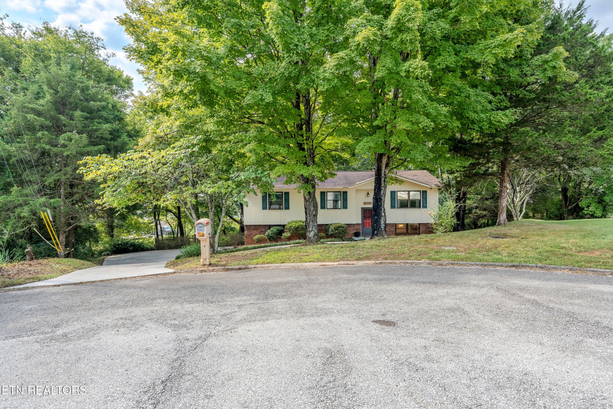 7803 Binfield Court