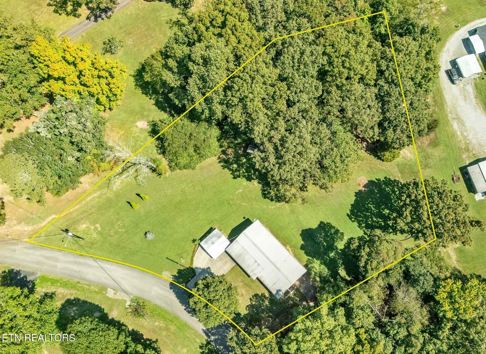 228 Crestwood Circle
