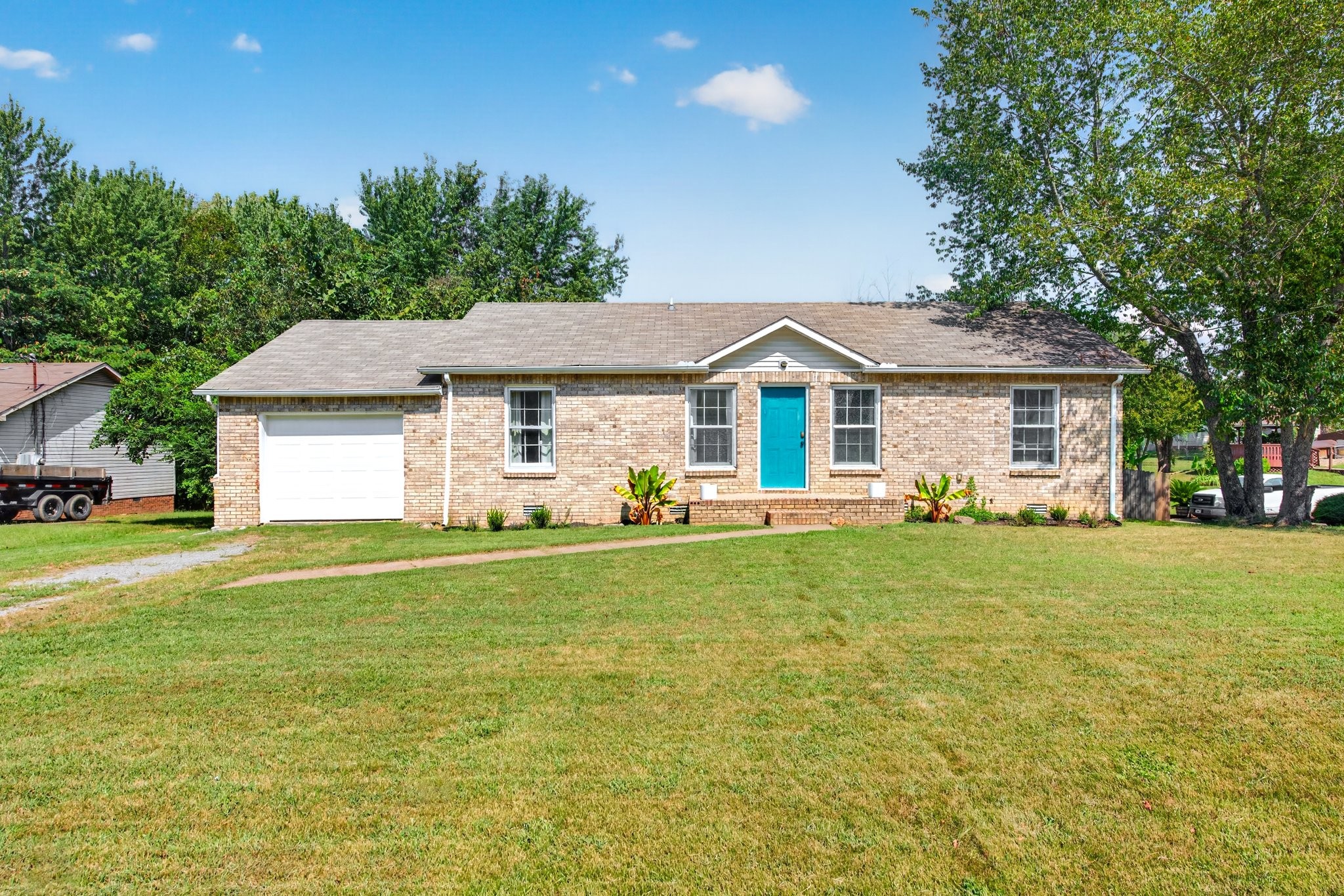 205 Marshall Dr