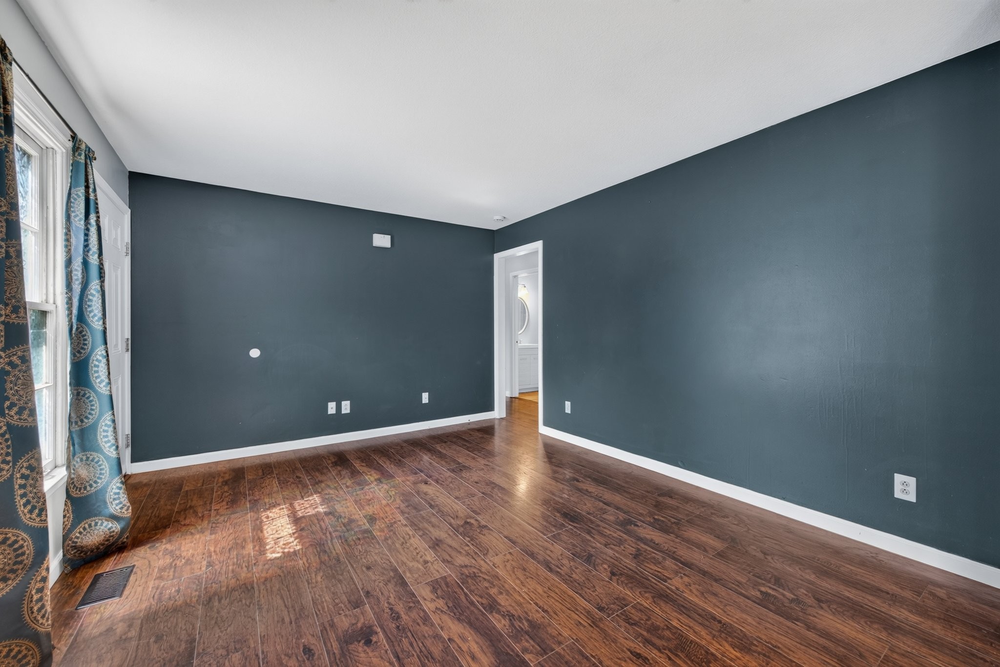 205 Marshall Dr