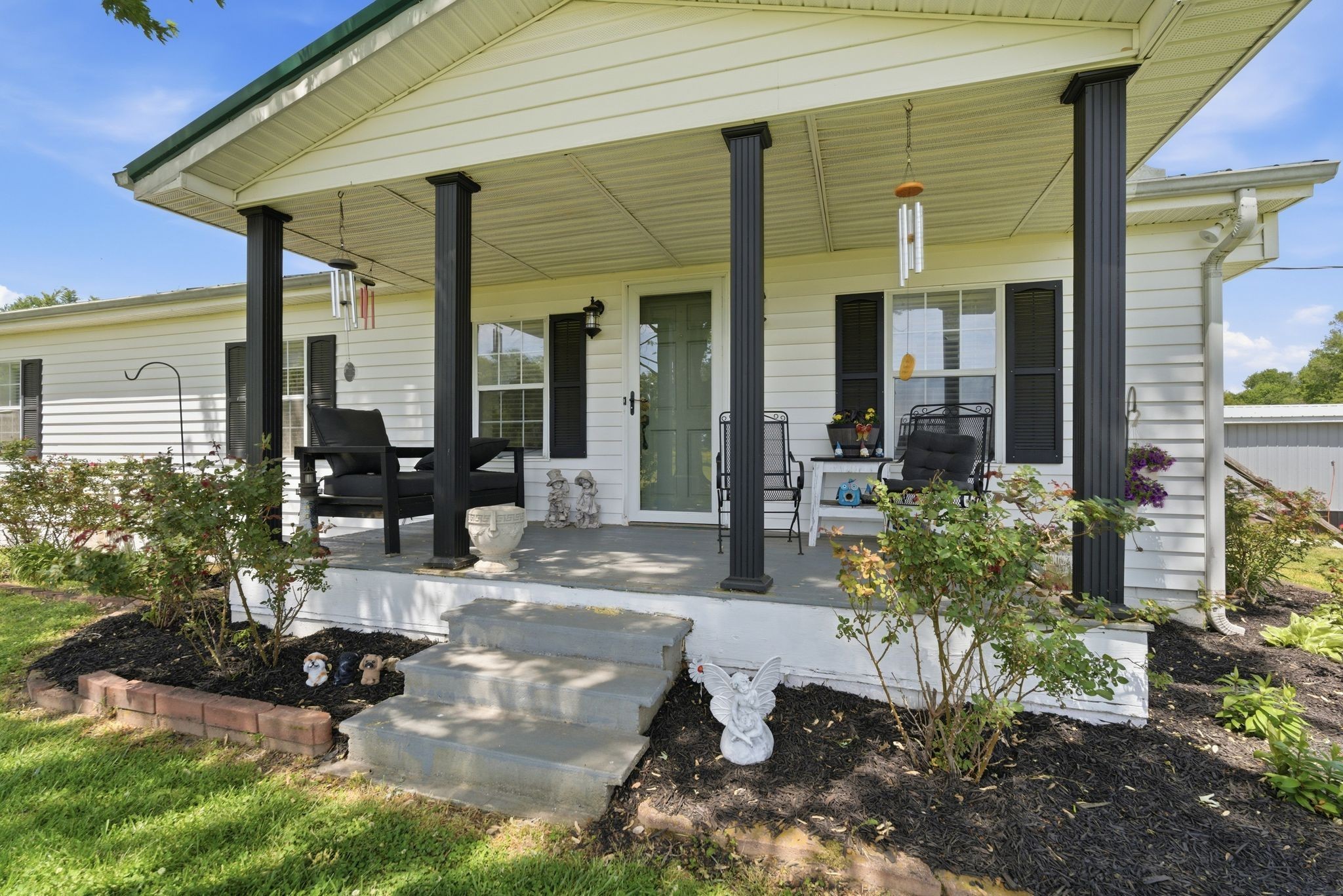 404 Logan Chapel Rd