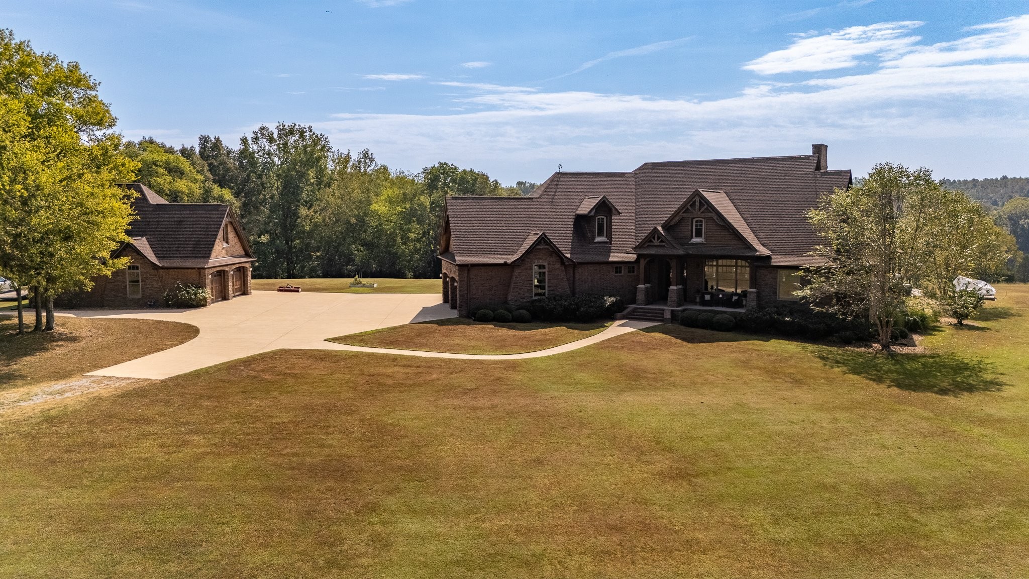 305 State Line Rd