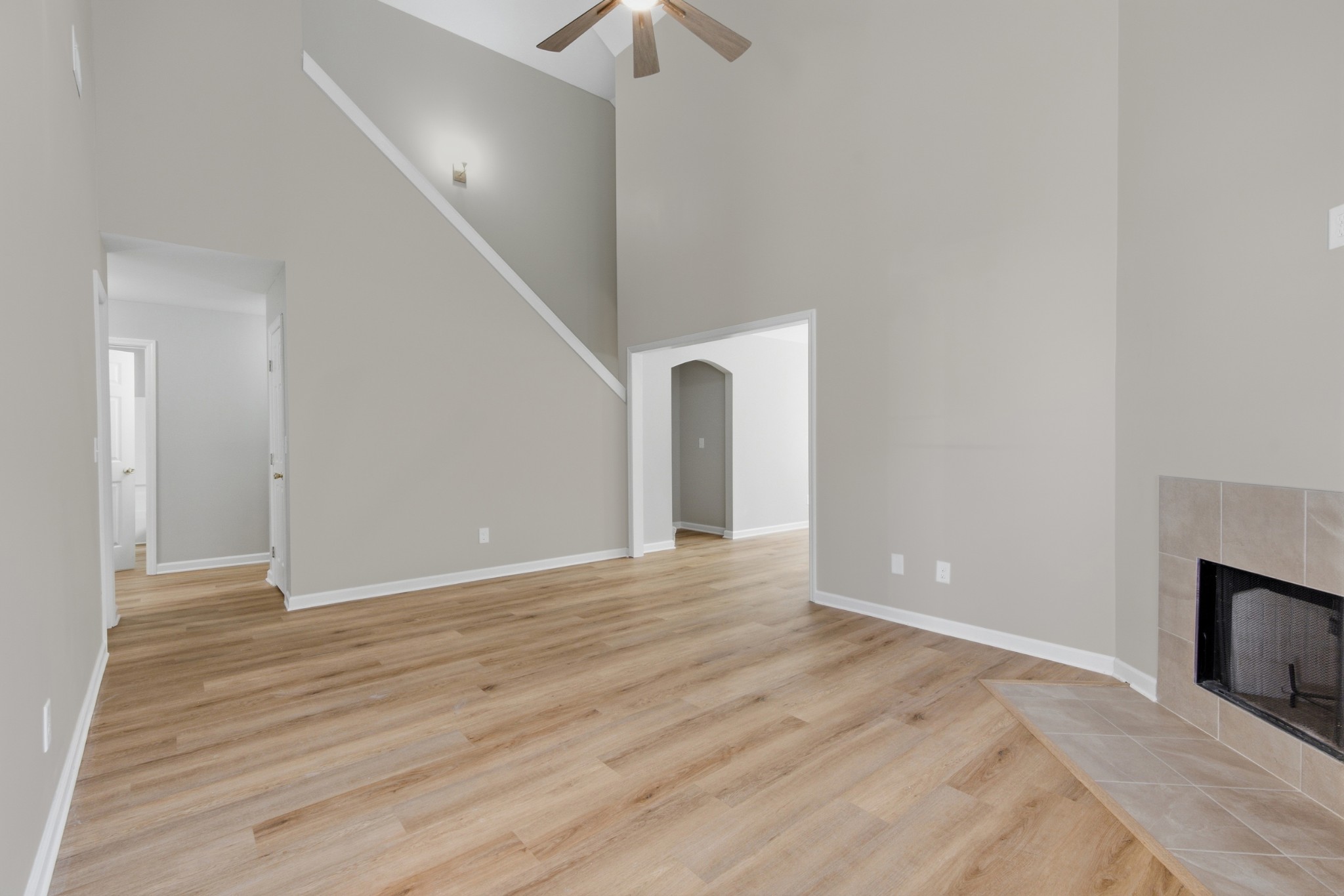 2776 Windcrest Trl