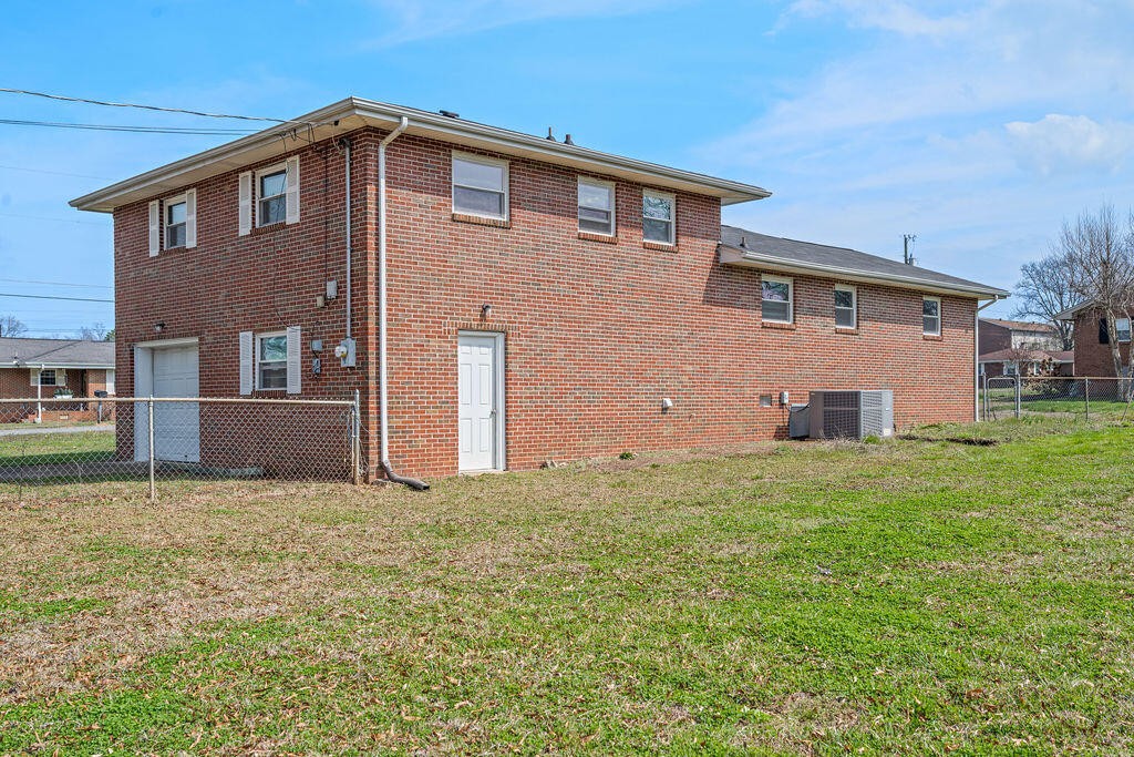31 Jackson Way
