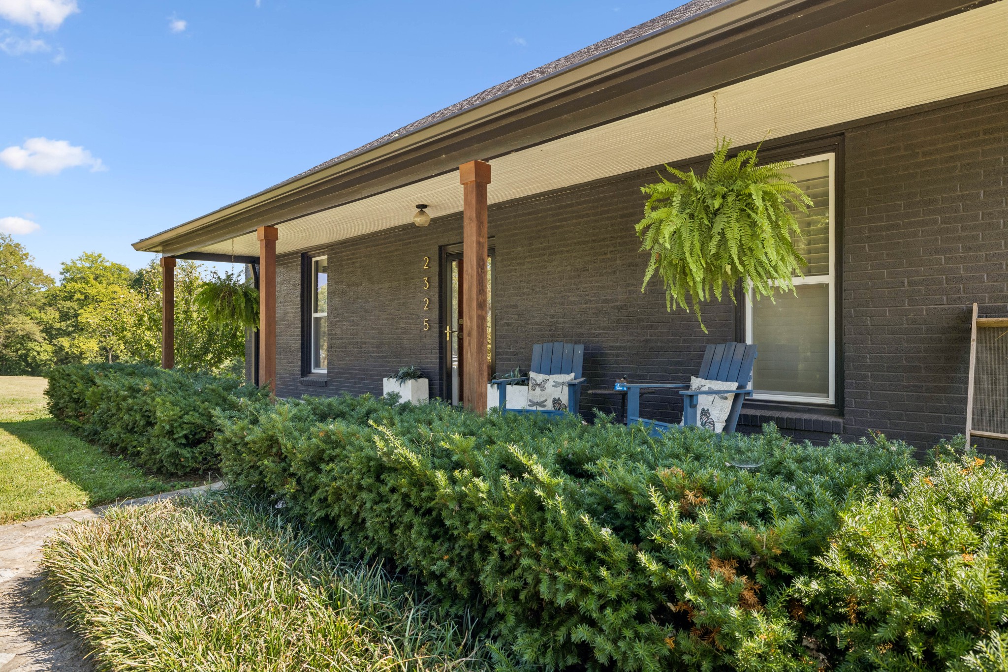 2325 Lewisburg Pike
