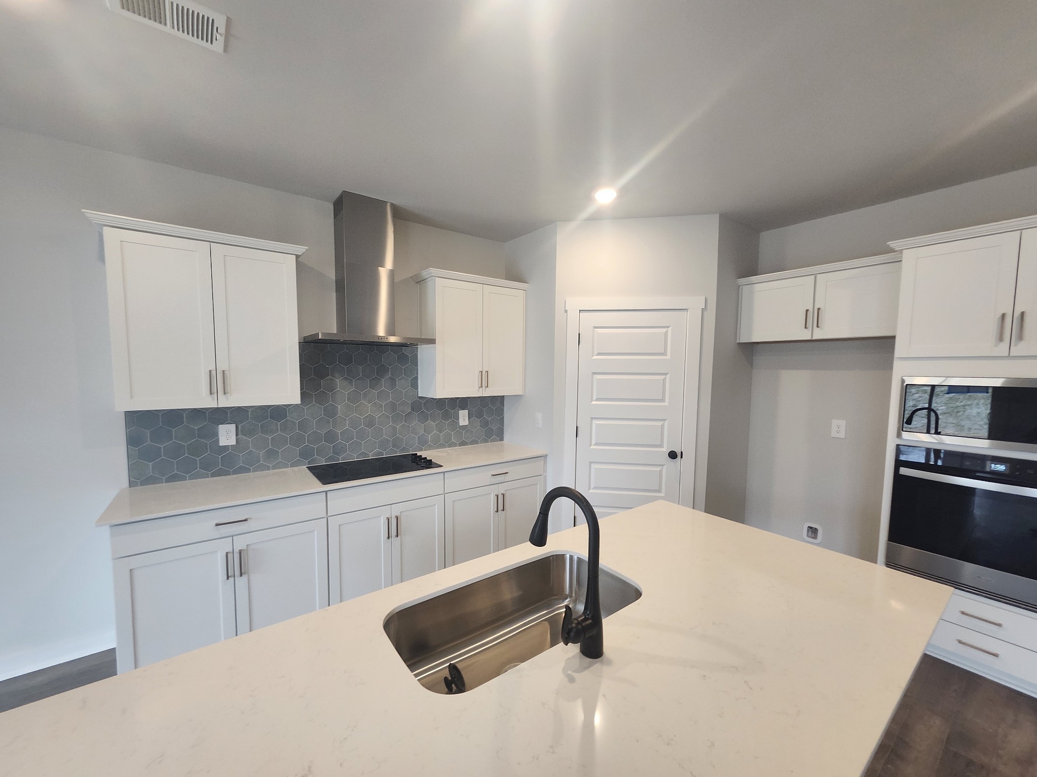 2045 Coriander Lane