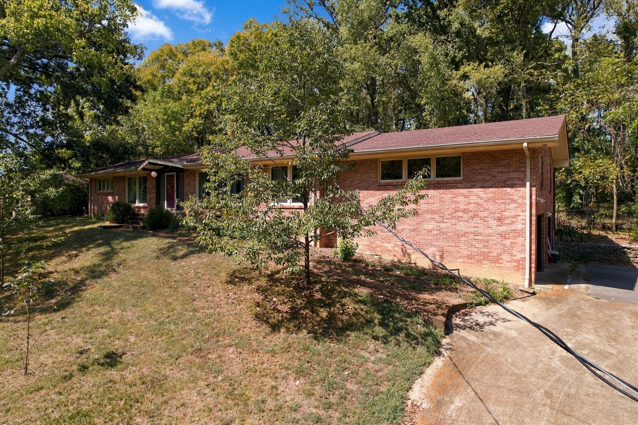 195 Forestwood Dr
