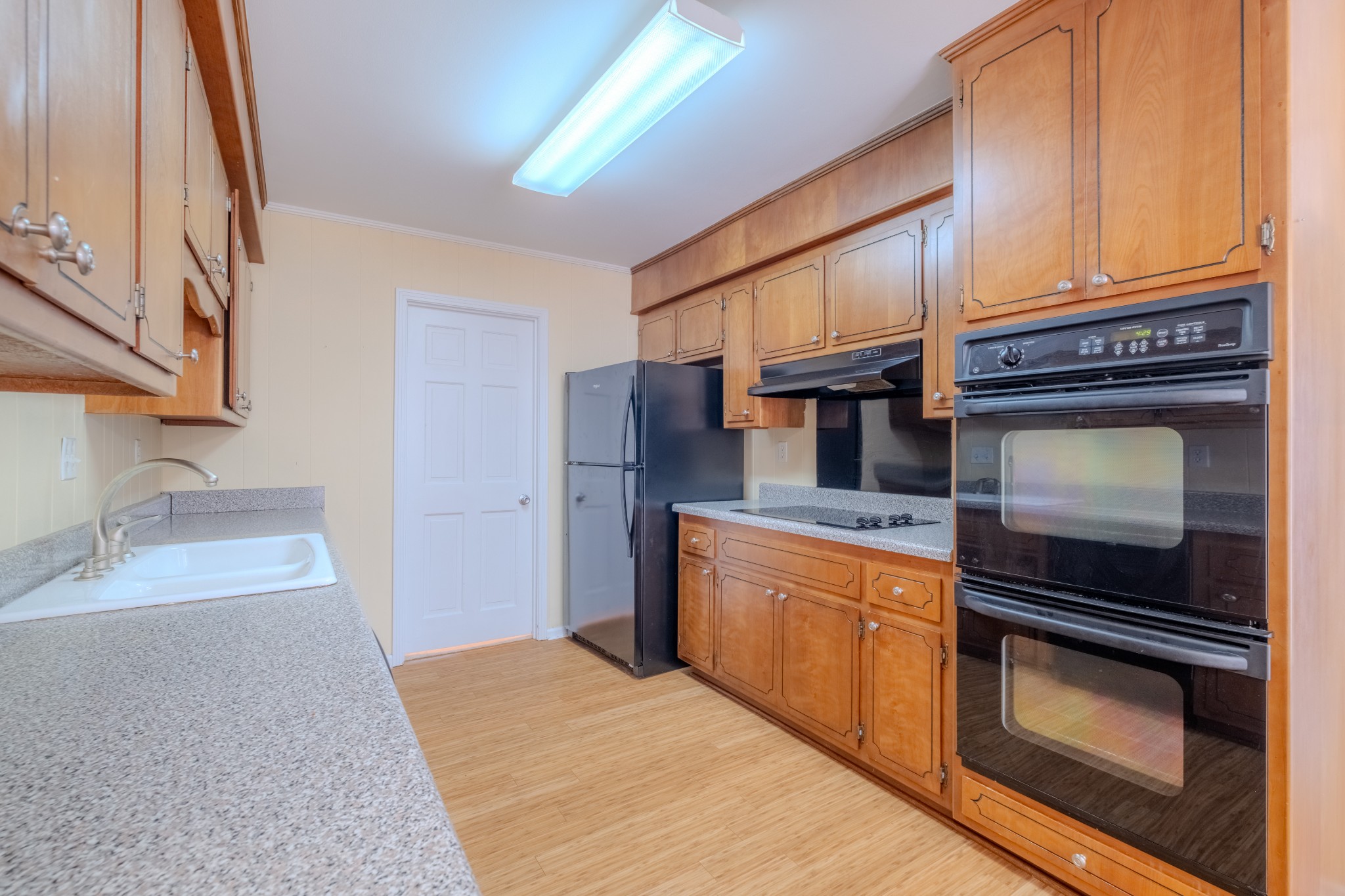 401 Twelve Oaks Rd