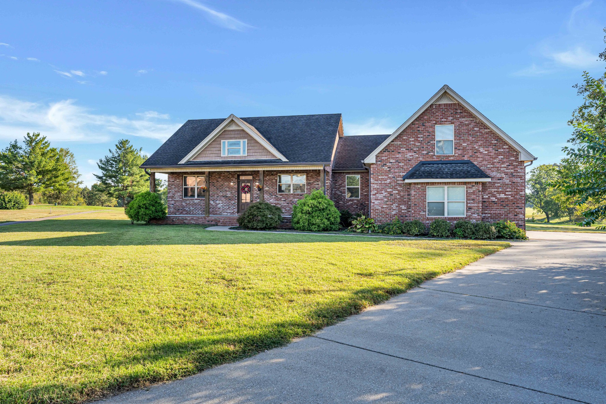 120 Golfers Cir