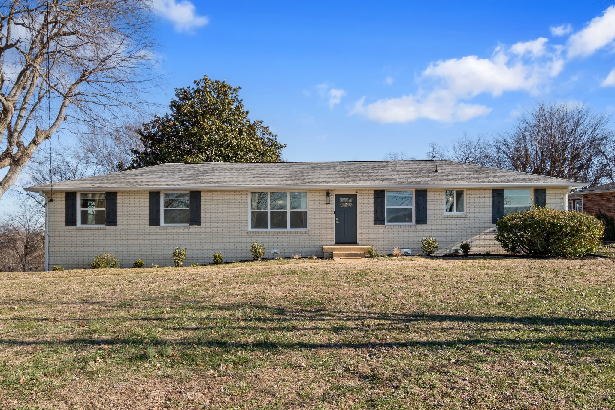 148 Colonial Dr
