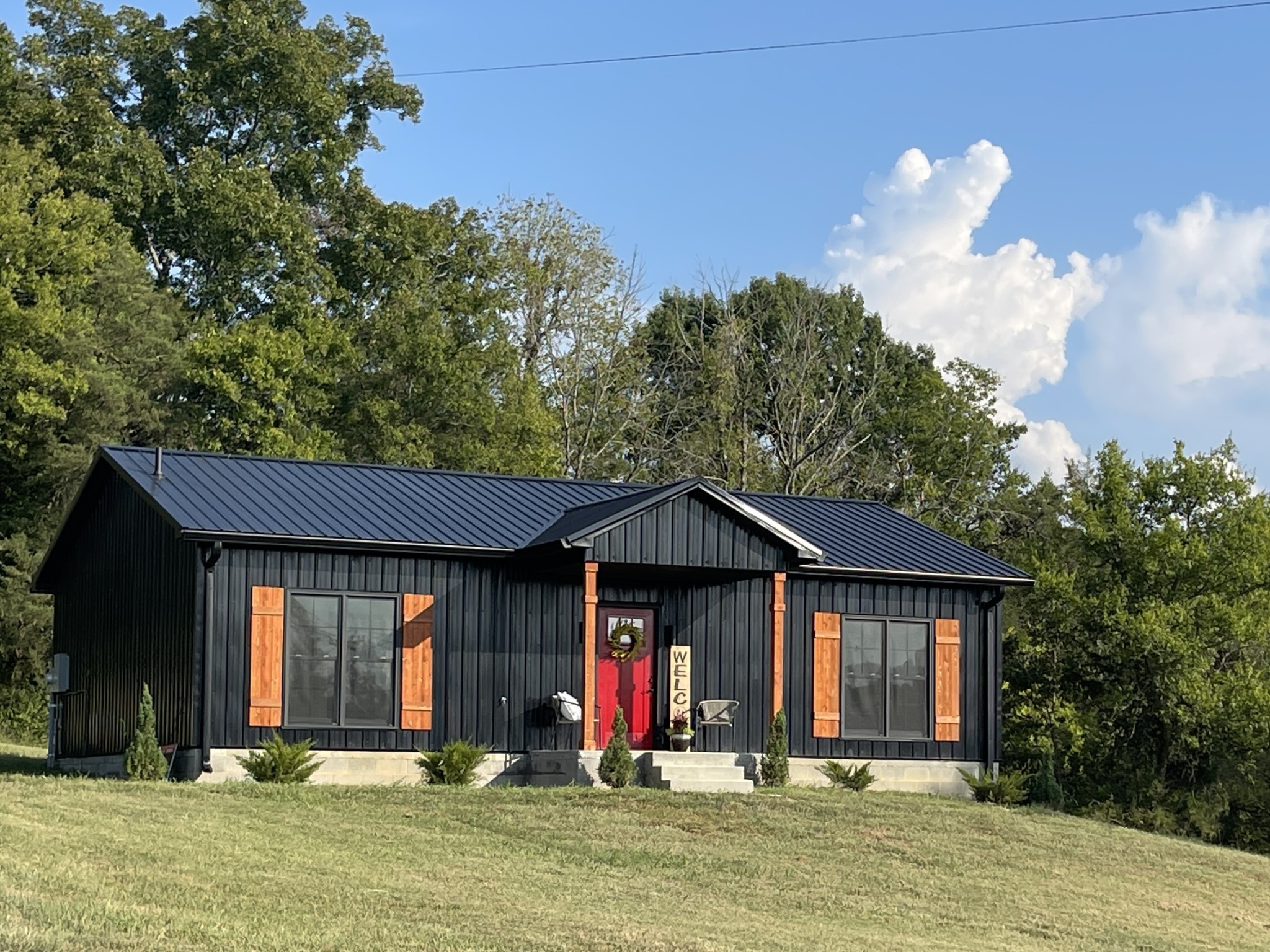 8465 Hartsville Pike