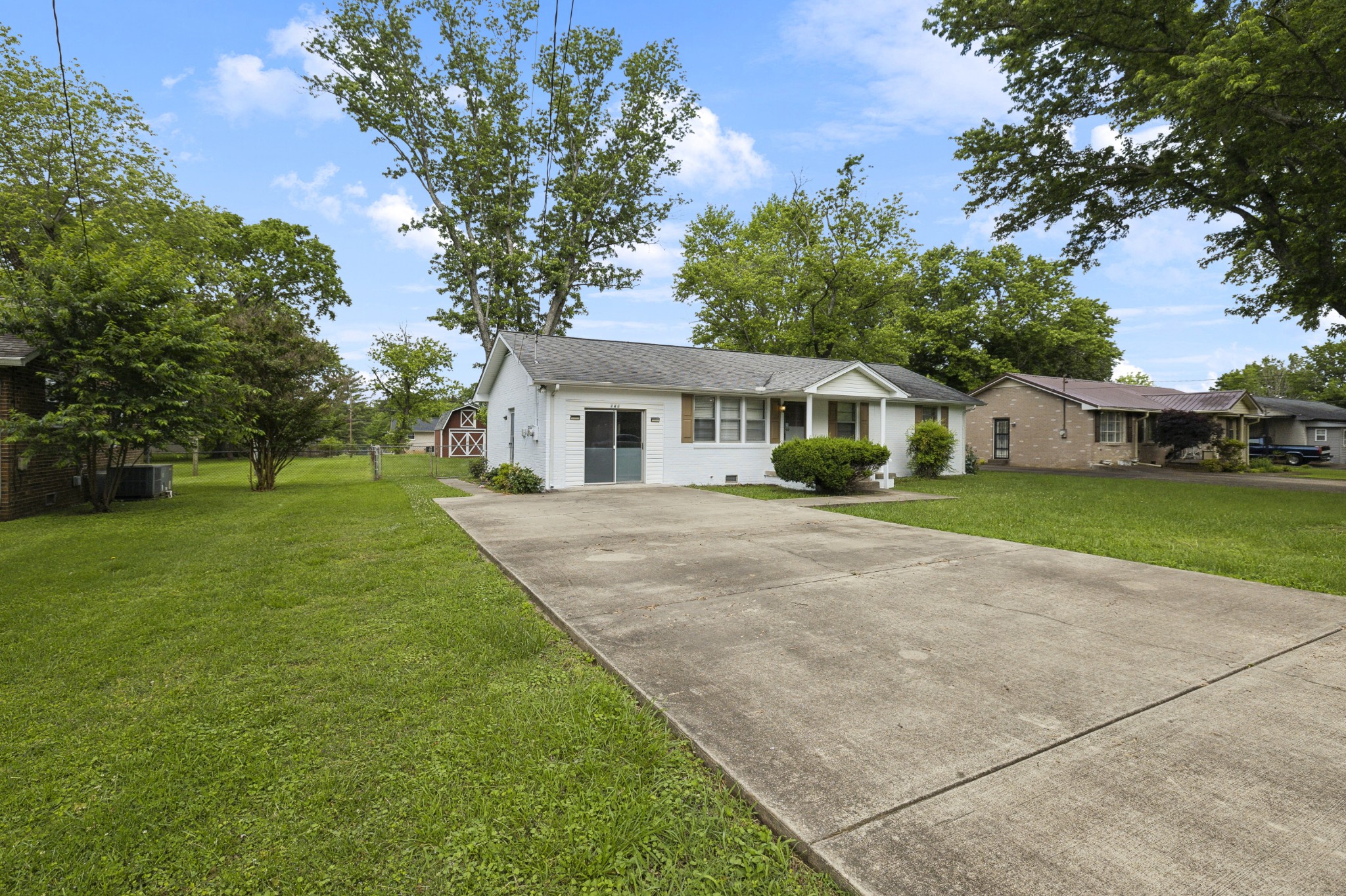 141 Mankin St