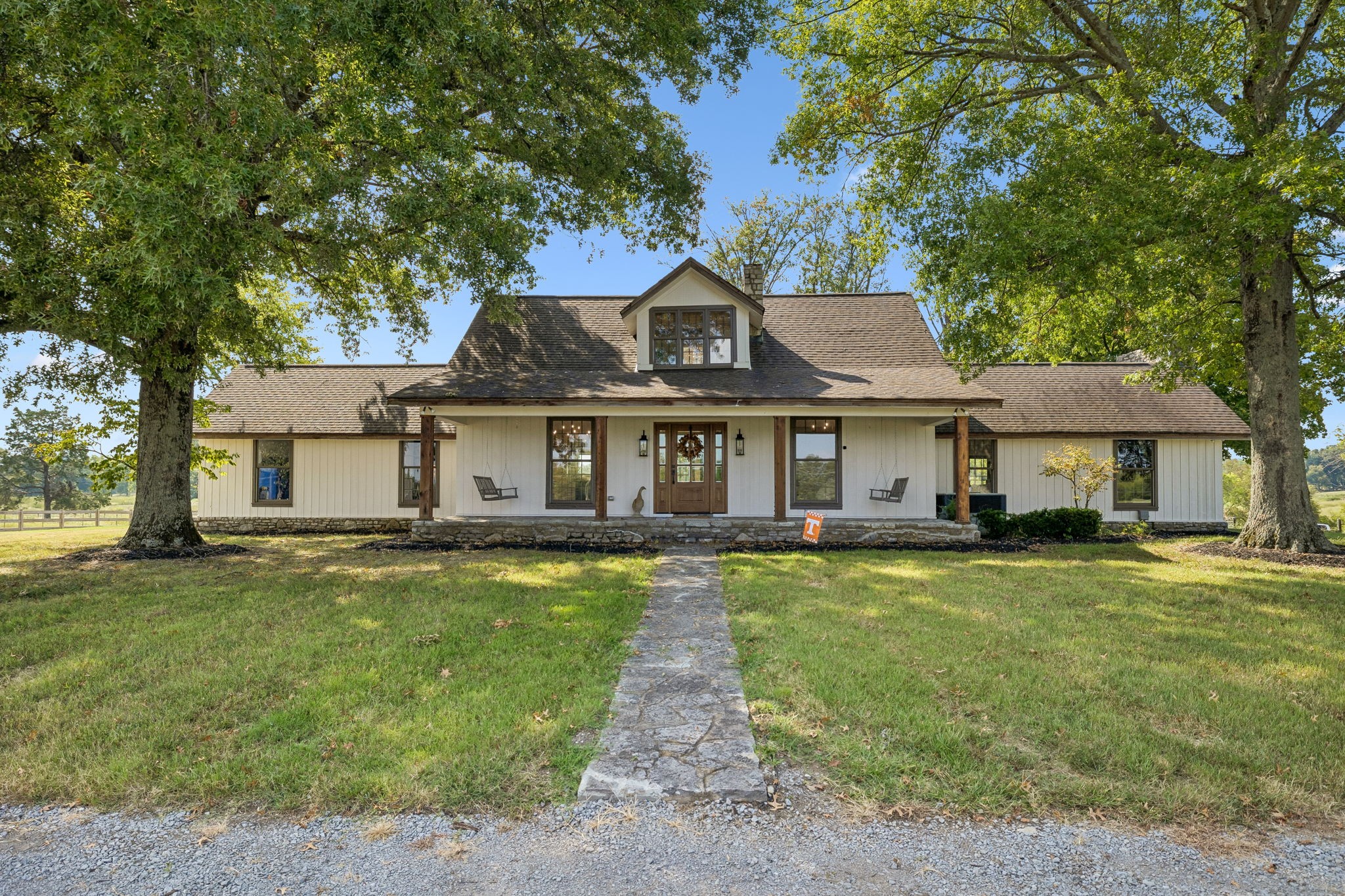 724 Horn Springs Rd