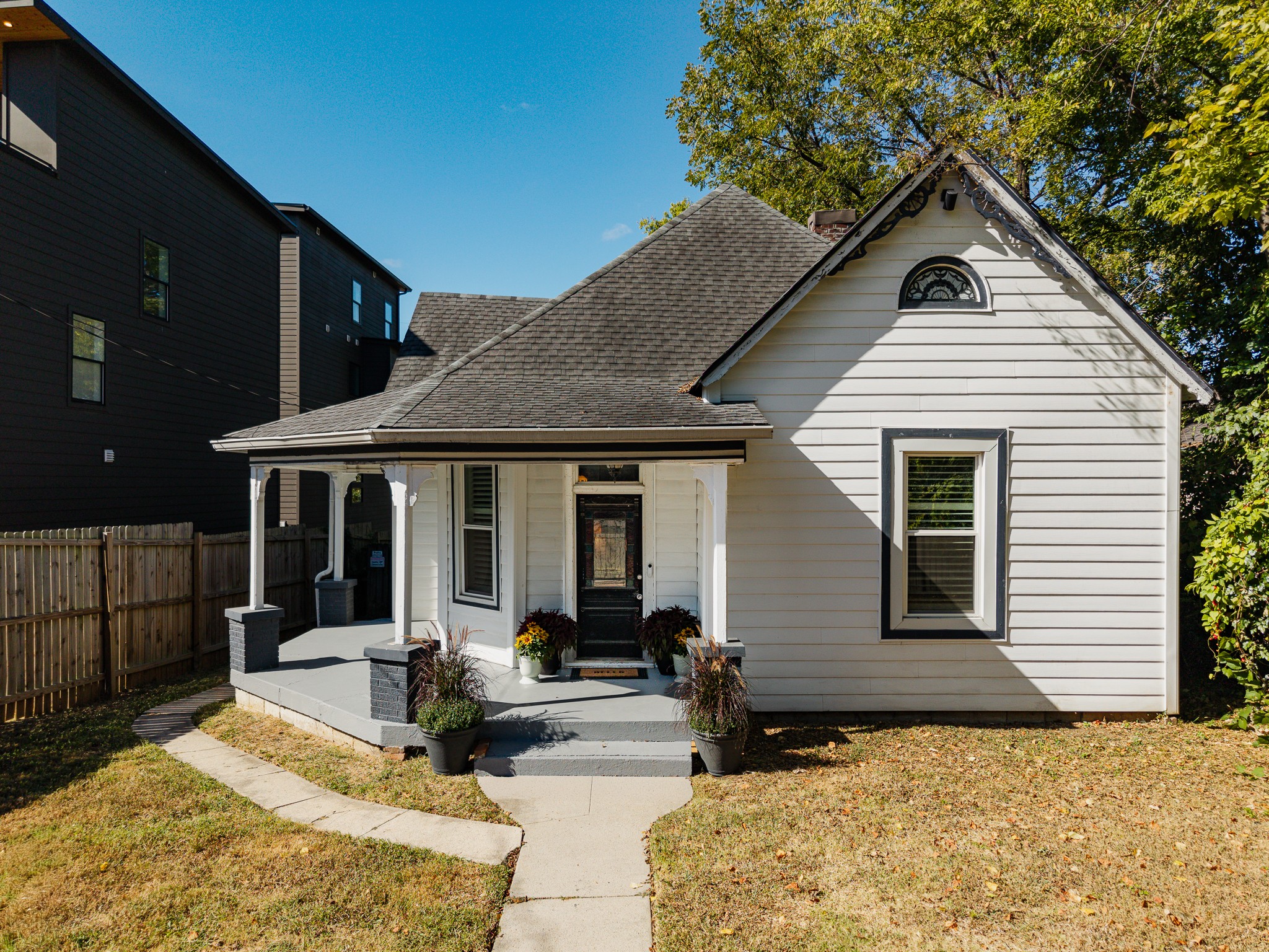 1705 Nassau St