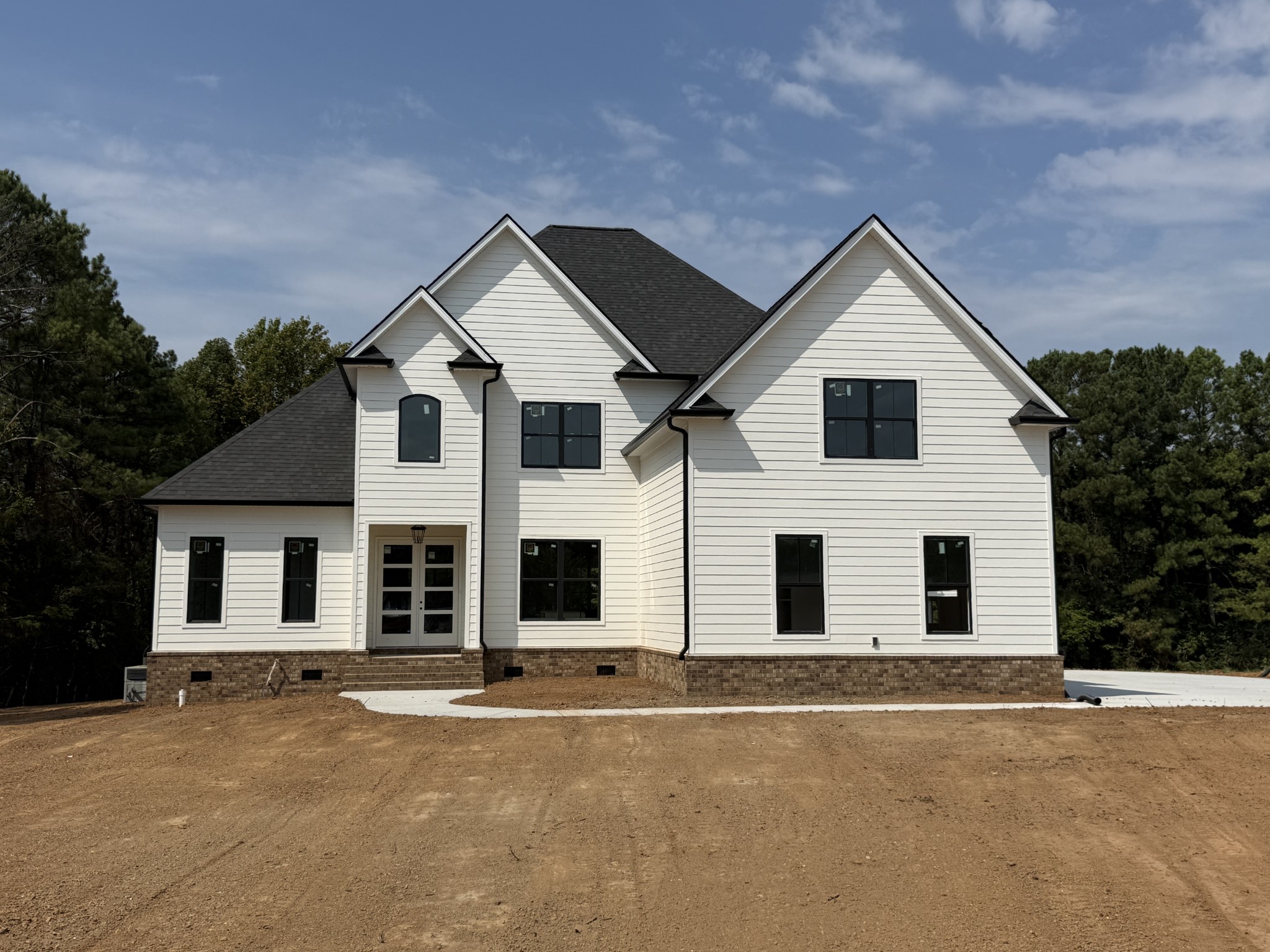 2953 N Thompson lane