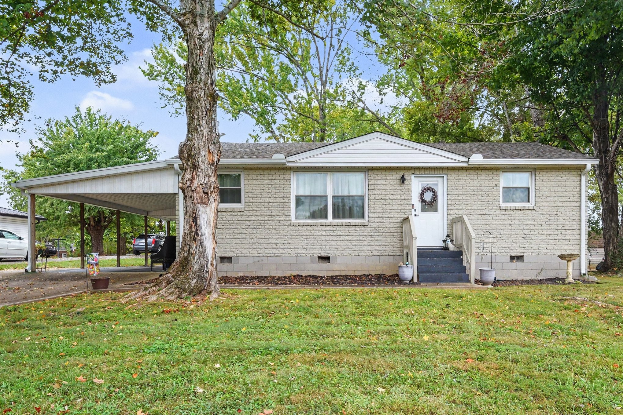 210 Alsup Dr