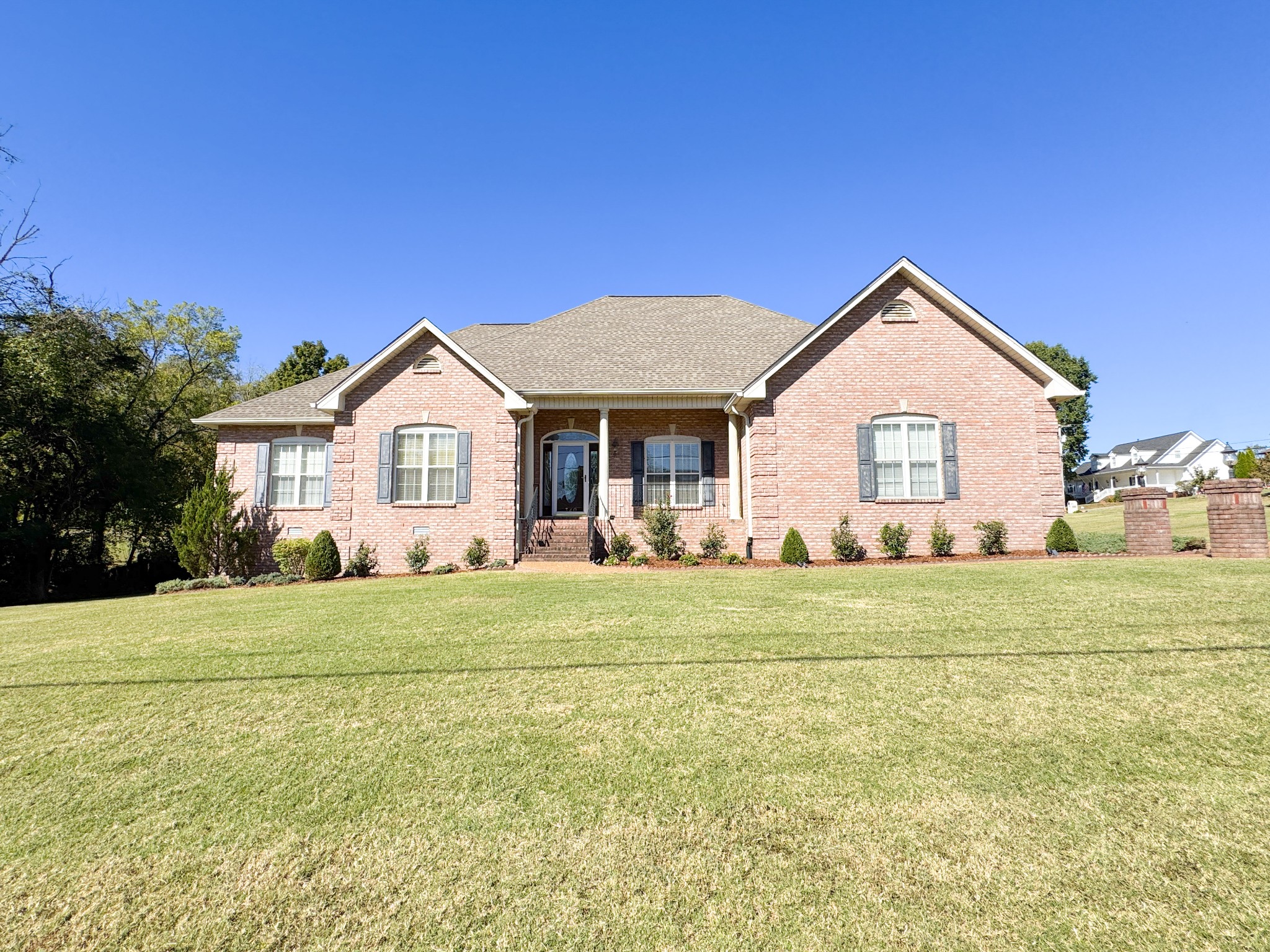 340 Woodlands Dr