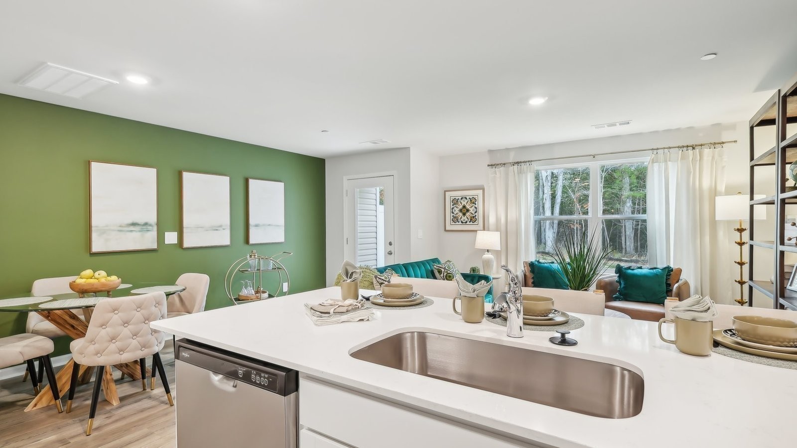1449 Lexington Way