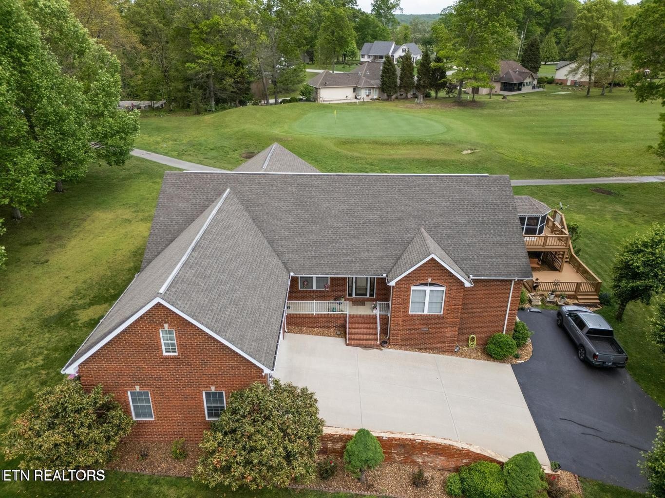 320 Iron Wood Circle
