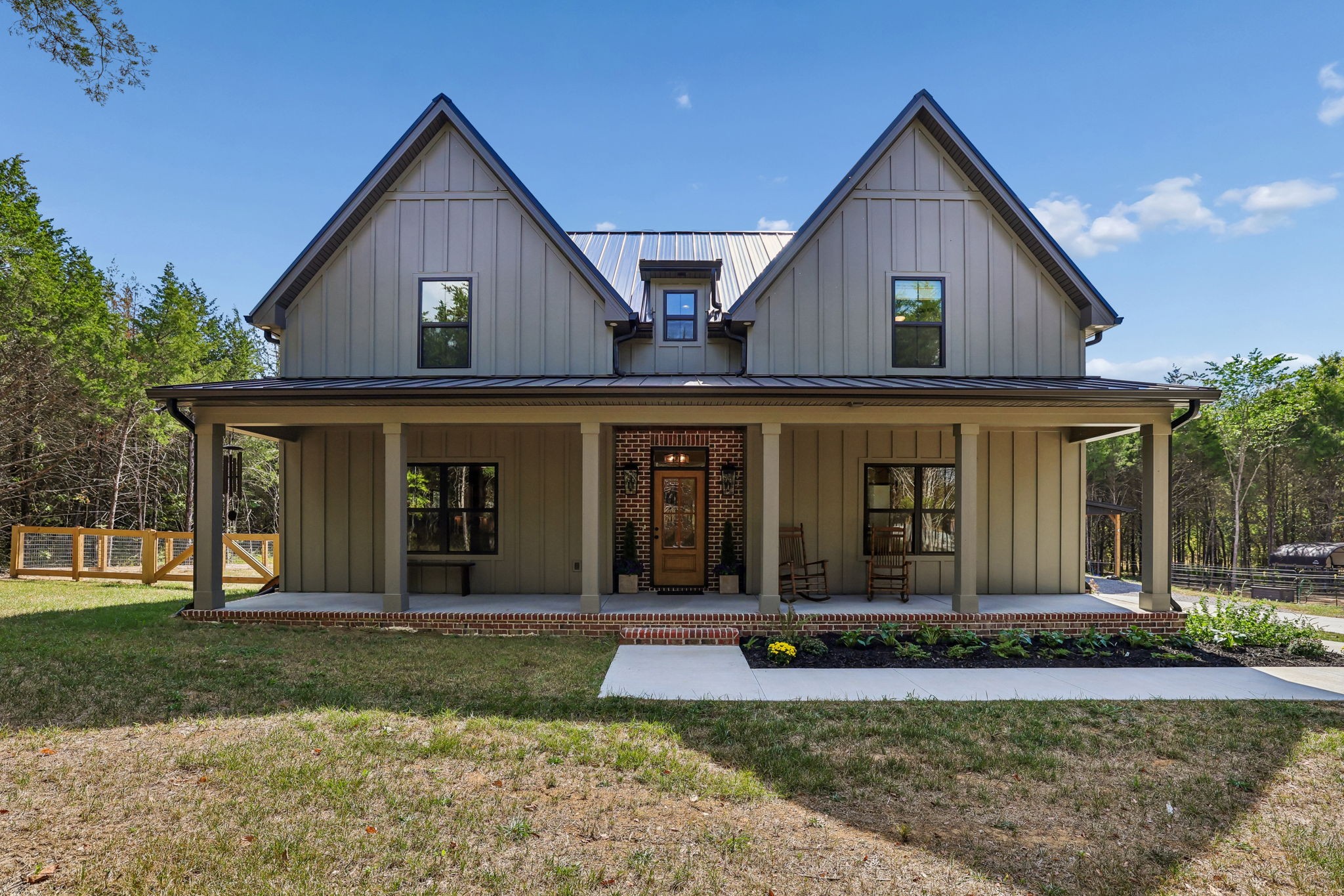 3890 Poplar Hill Rd