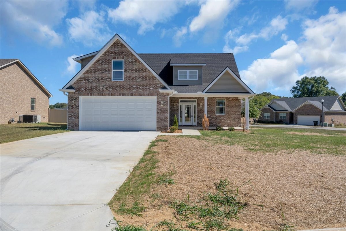 18 Daffodil Dr